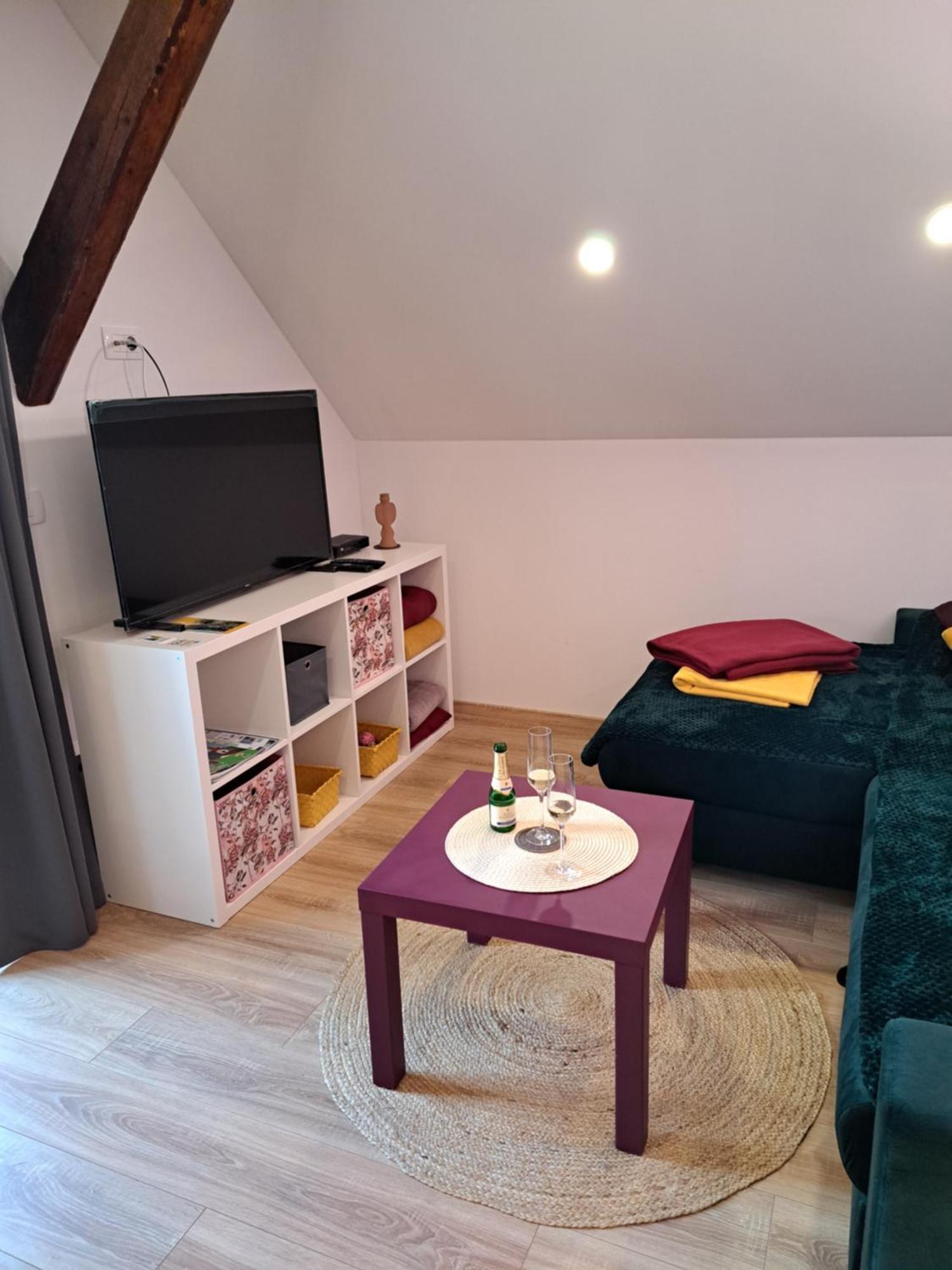 Apartmaji Magda Apartamento Zgornje Gorje Exterior foto