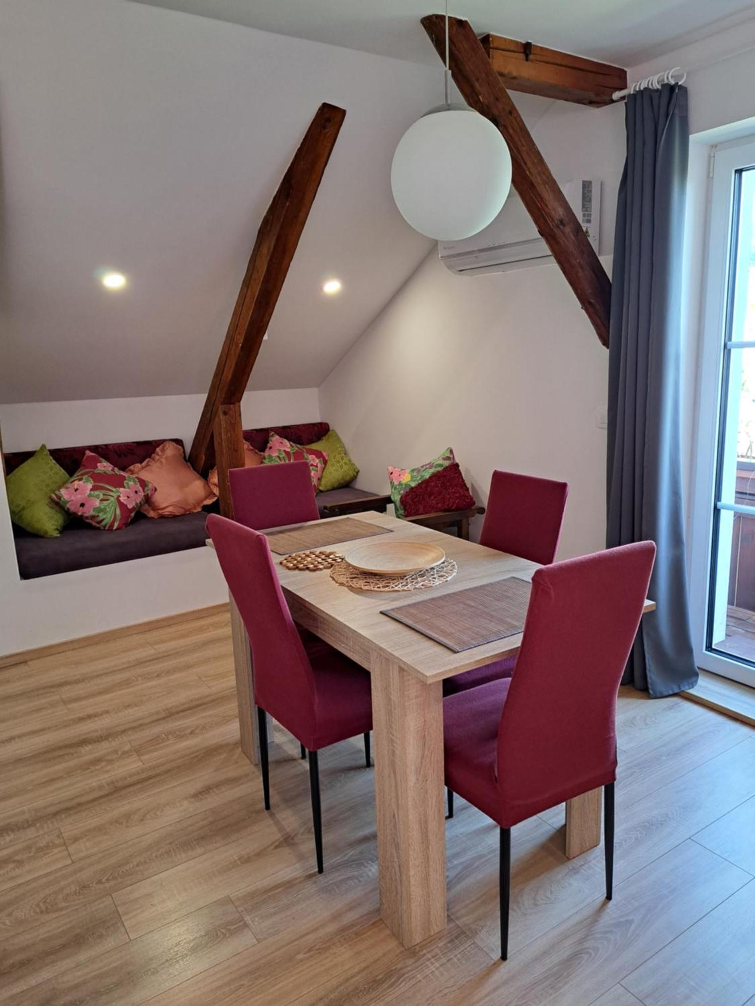 Apartmaji Magda Apartamento Zgornje Gorje Exterior foto